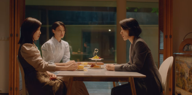 Mine tập 11: "Mợ cả" Kim Seo Hyung xuất hiện khó hiểu tại án mạng thảm khốc của em chồng