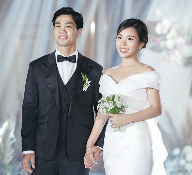 Công Phương chính thức kết hôn cùng bạn gái kém 2 tuổi Viên Minh sau gần 3 năm yêu nhau.