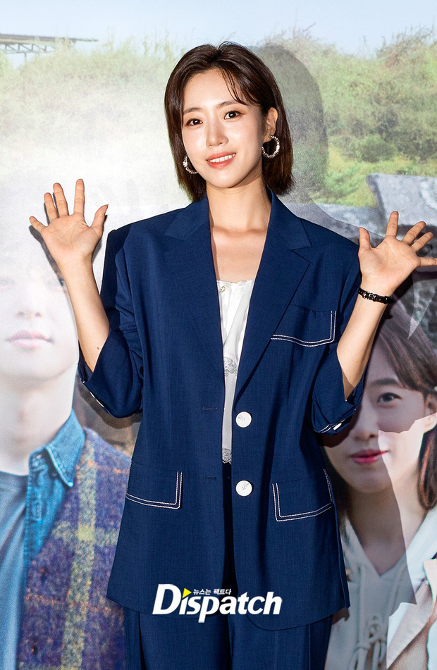 Eunjung chiếm trọn spotlight với gương mặt trẻ trung 'hack tuổi' đáng ngưỡng mộ