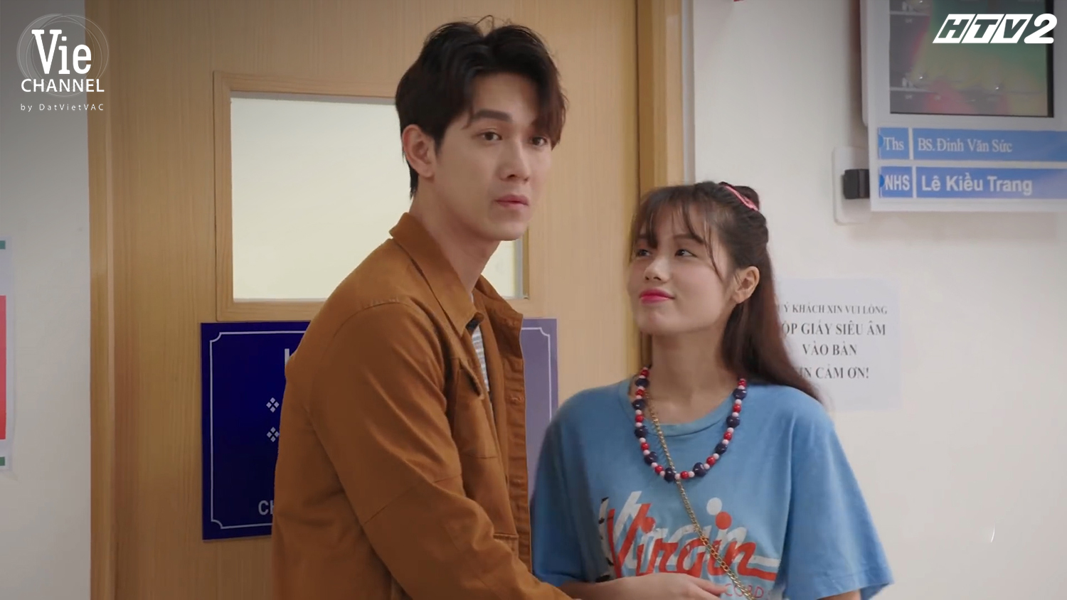 Cây táo nở hoa tập 39: Trúc chứng kiến bạn trai dẫn gái lạ đi khám thai