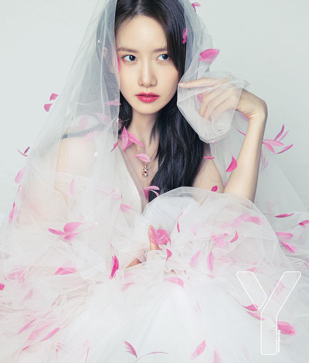 Yoona (SNSD) khoe vẻ sắc vóc trẻ trung, cuốn hút trong ảnh quảng cáo - Ảnh 12