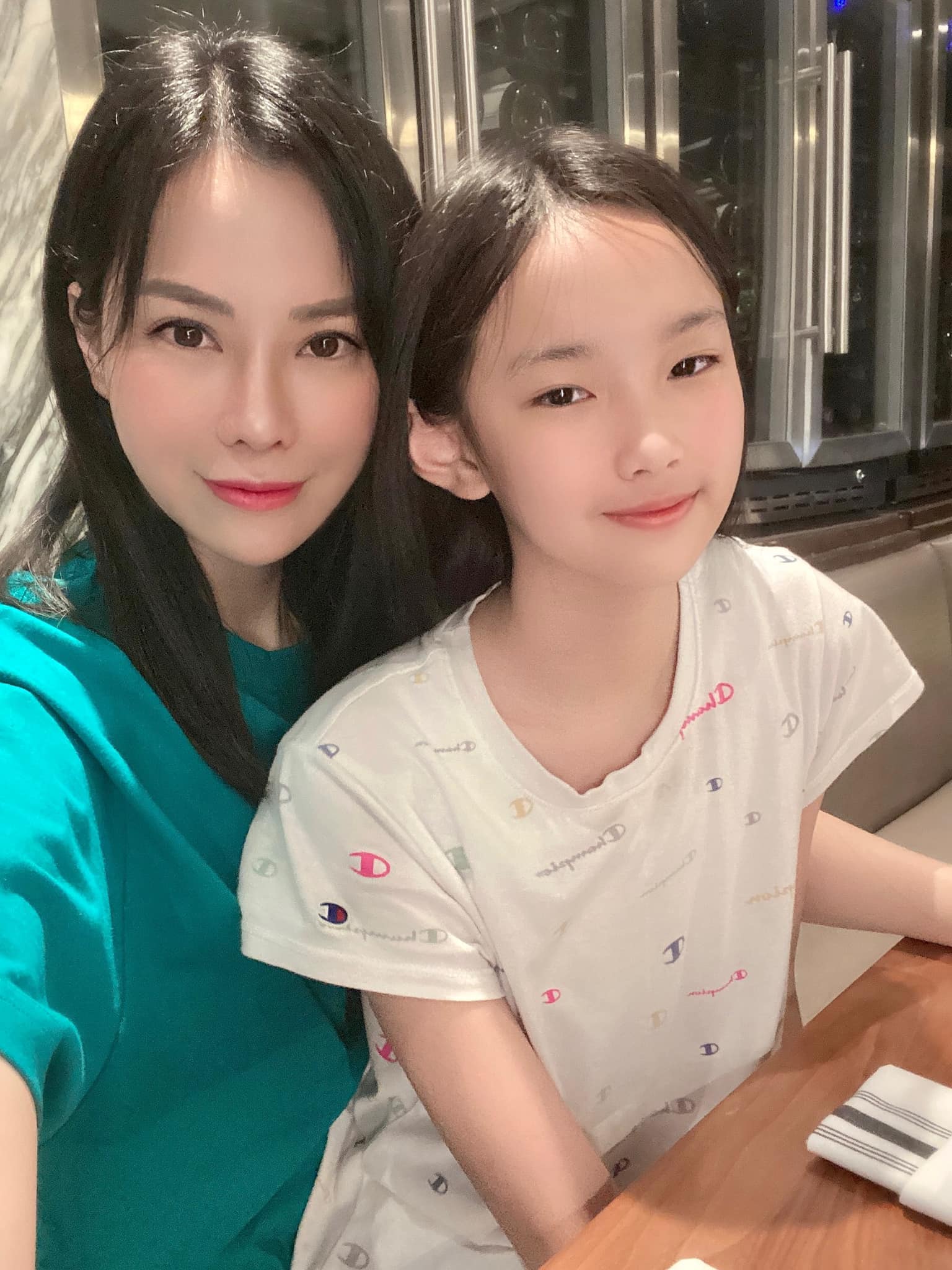 Lan Phương và cô con gái xinh xắn
