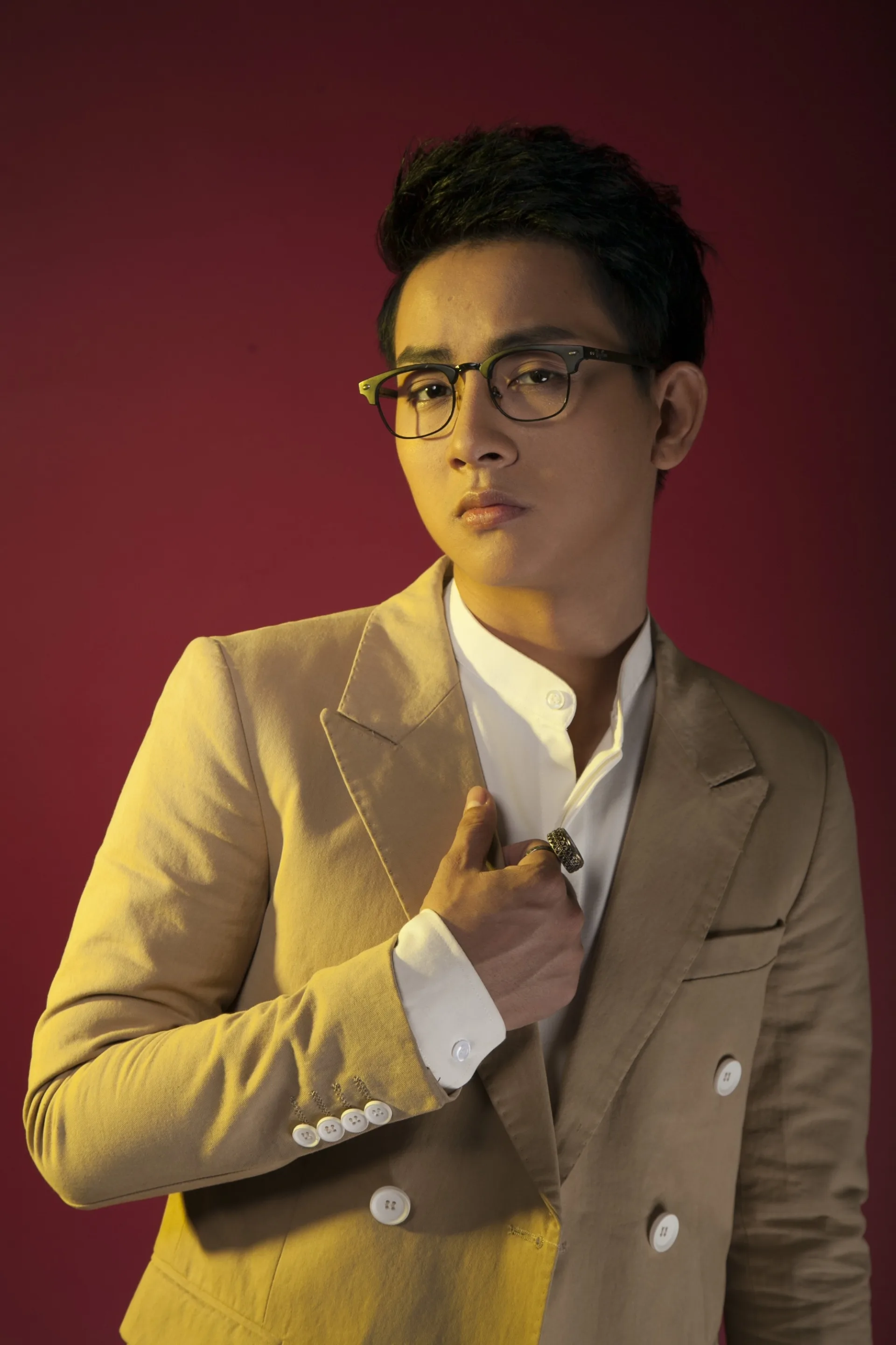 Hoài Lâm là ai? Chàng ca sĩ tài năng sở hữu đời tư ồn ào khiến sự nghiệp tụt dốc - Ảnh 1