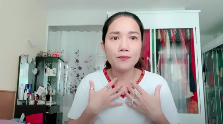 Ăn chuối lúc nửa đêm, MC Cát Tường suýt đột quỵ