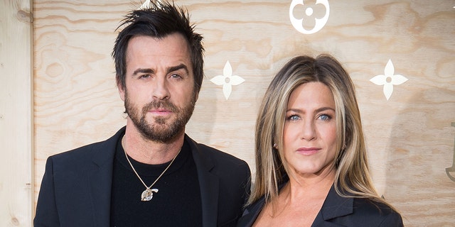 Jennifer Aniston chúc sinh nhật chồng cũ: 'Anh là độc nhất vô nhị, yêu anh'
