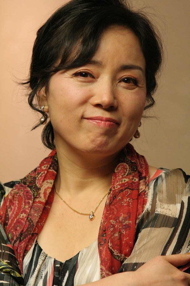 Kim Min Kyung là ai? 'Bà mẹ tần tảo' của màn ảnh Hàn, gắn liền với những vai diễn khắc khổ - Ảnh 4