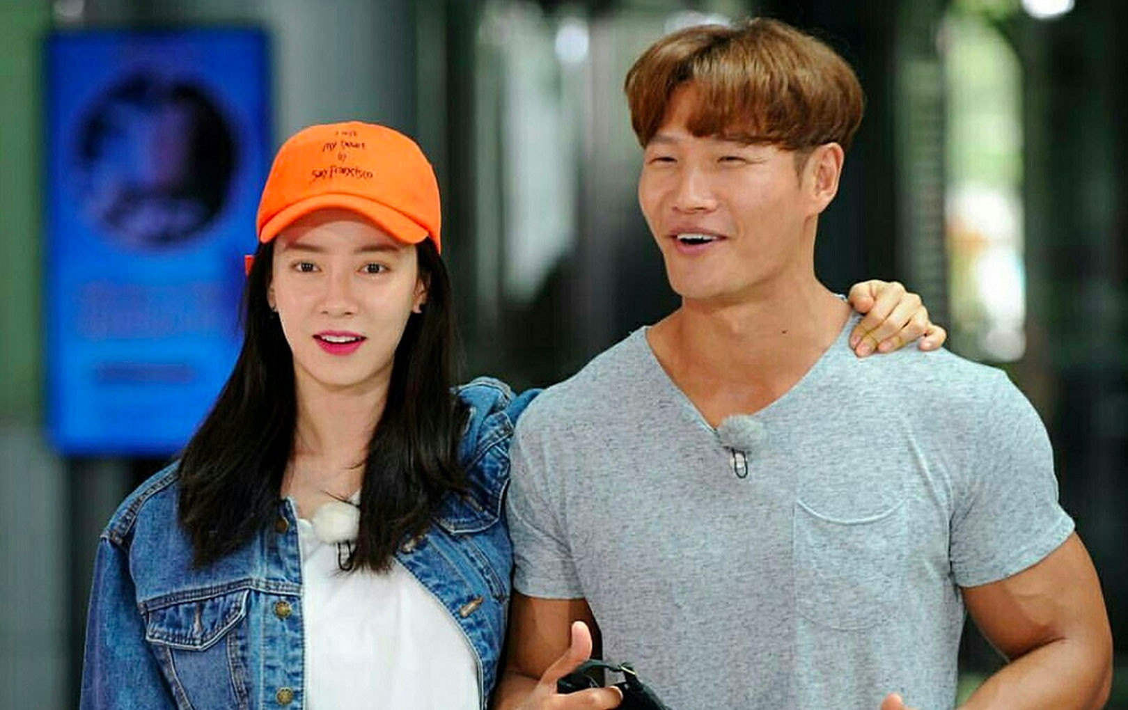'Mợ ngố' Song Ji Hyo chính thức lên tiếng về 'loveline' với Kim Jong Kook