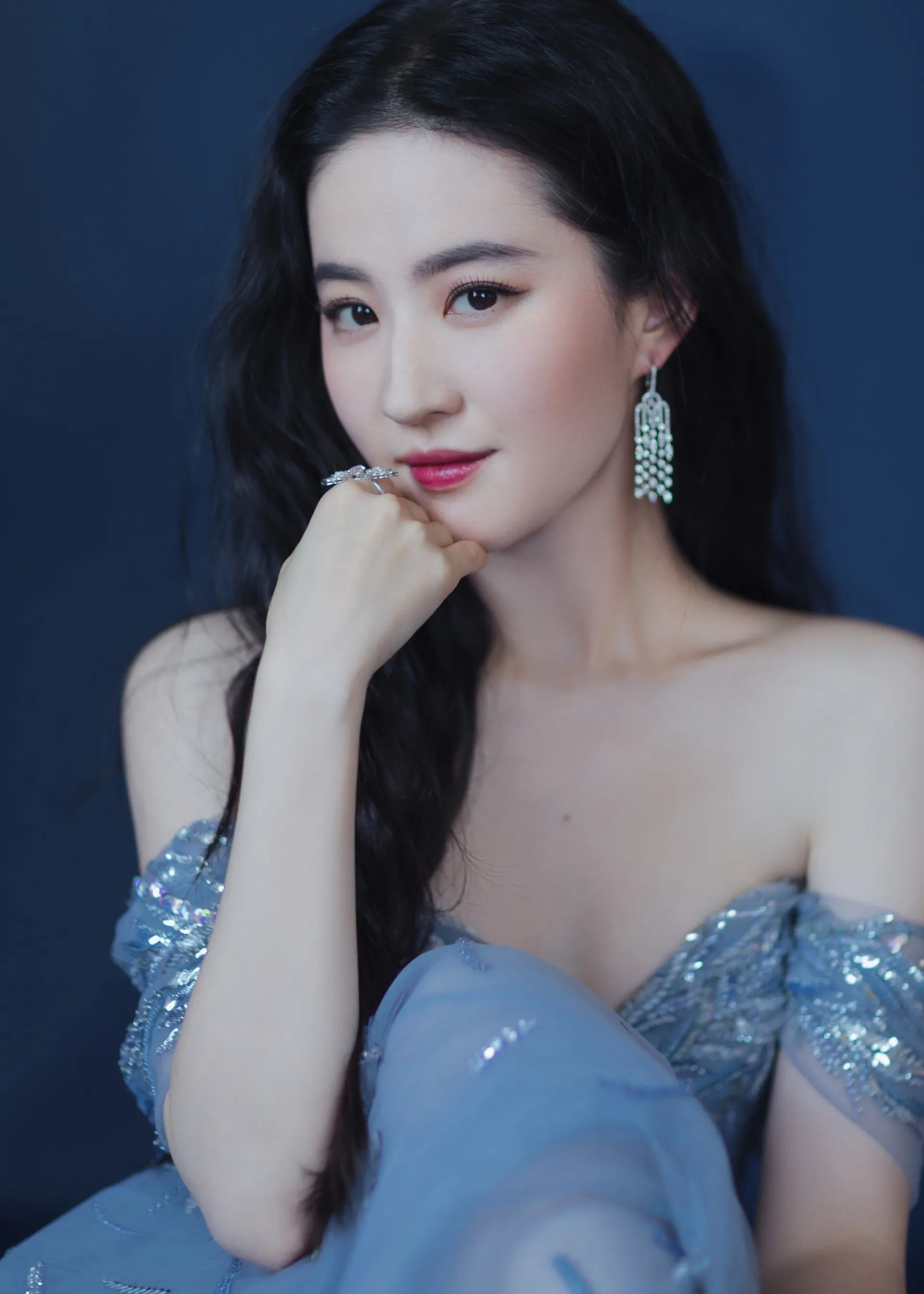Tình bạn hiếm có của Cbiz: Đường Yên 7 năm liền không quên chúc mừng sinh nhật Lưu Diệc Phi  - Ảnh 2