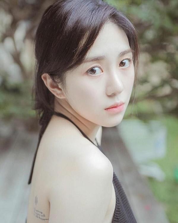 Kwon Mina rời nhóm, chấm dứt hợp đồng với FNC 