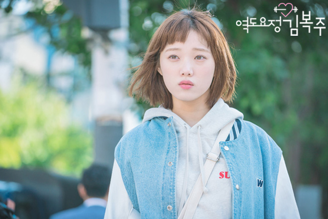 ...Lee Sung Kyung