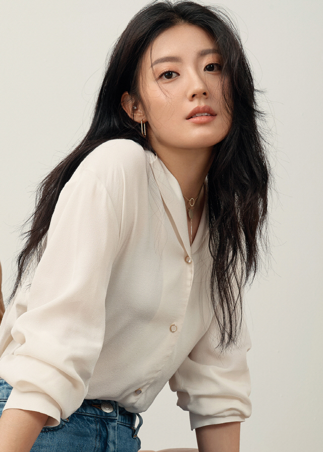Sau khi trưởng thành, Nam Ji Hyun ngày càng đạt nhiều thành công trên con đường phim ảnh và sở hữu nhan sắc ngày càng xinh đẹp