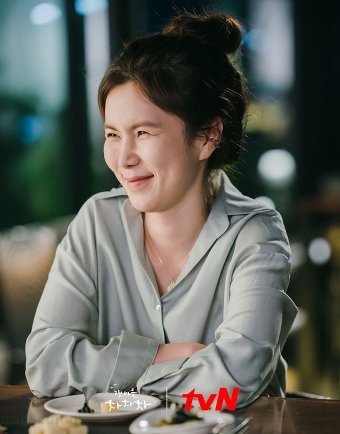 Gong Min Jung đóng Pyo Mi Seon
