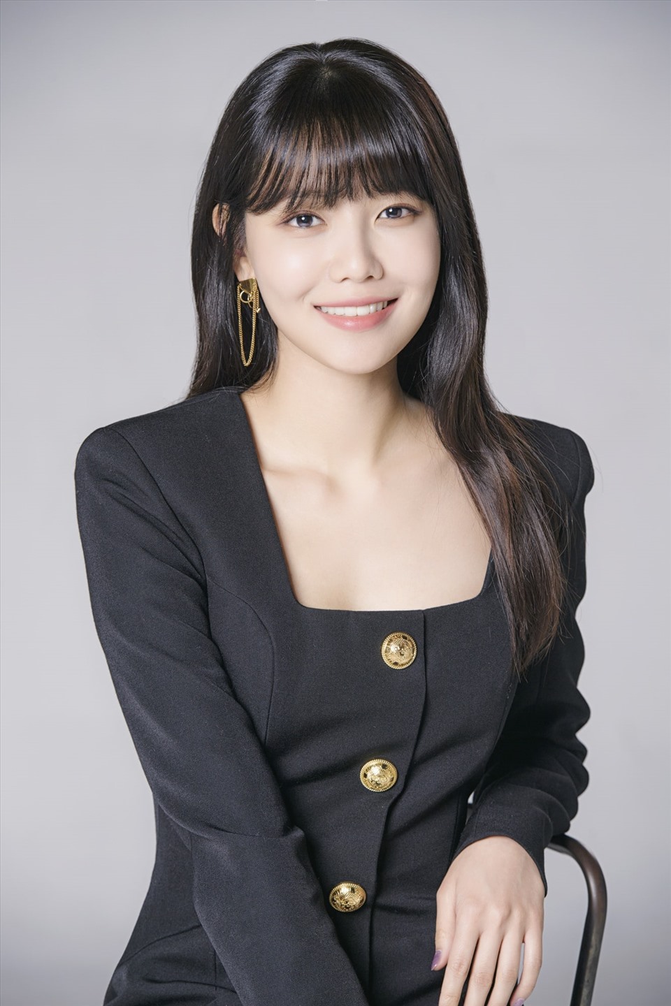 Sau khi rời nhóm SNSD vào năm 2017, Soo Young tập trung sự nghiệp theo con đường diễn xuất