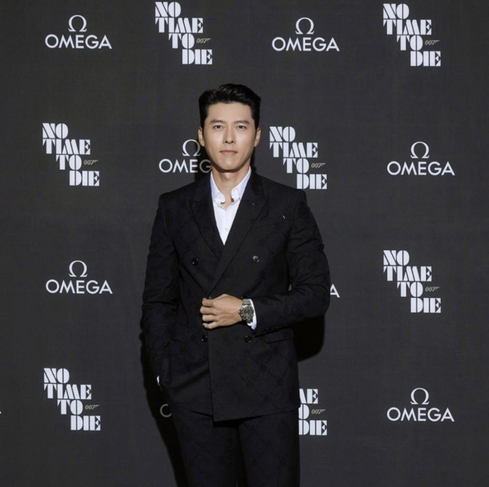 Hyun Bin đã tham dự môt sự kiện pop-up tại Seongsu-dong, Seoul với tư cách đại sứ toàn cầu của thương hiệu đồng hồ cao cấp Thụy Sĩ 'OMEGA'