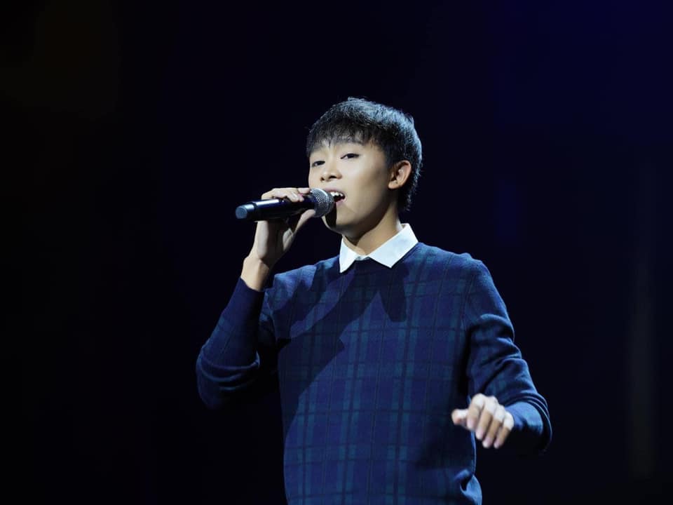 Hồ Văn Cường: Cậu bé đi thi 'Vietnam Idol Kids 2016' đổi đời nhờ Phi Nhung - Ảnh 9