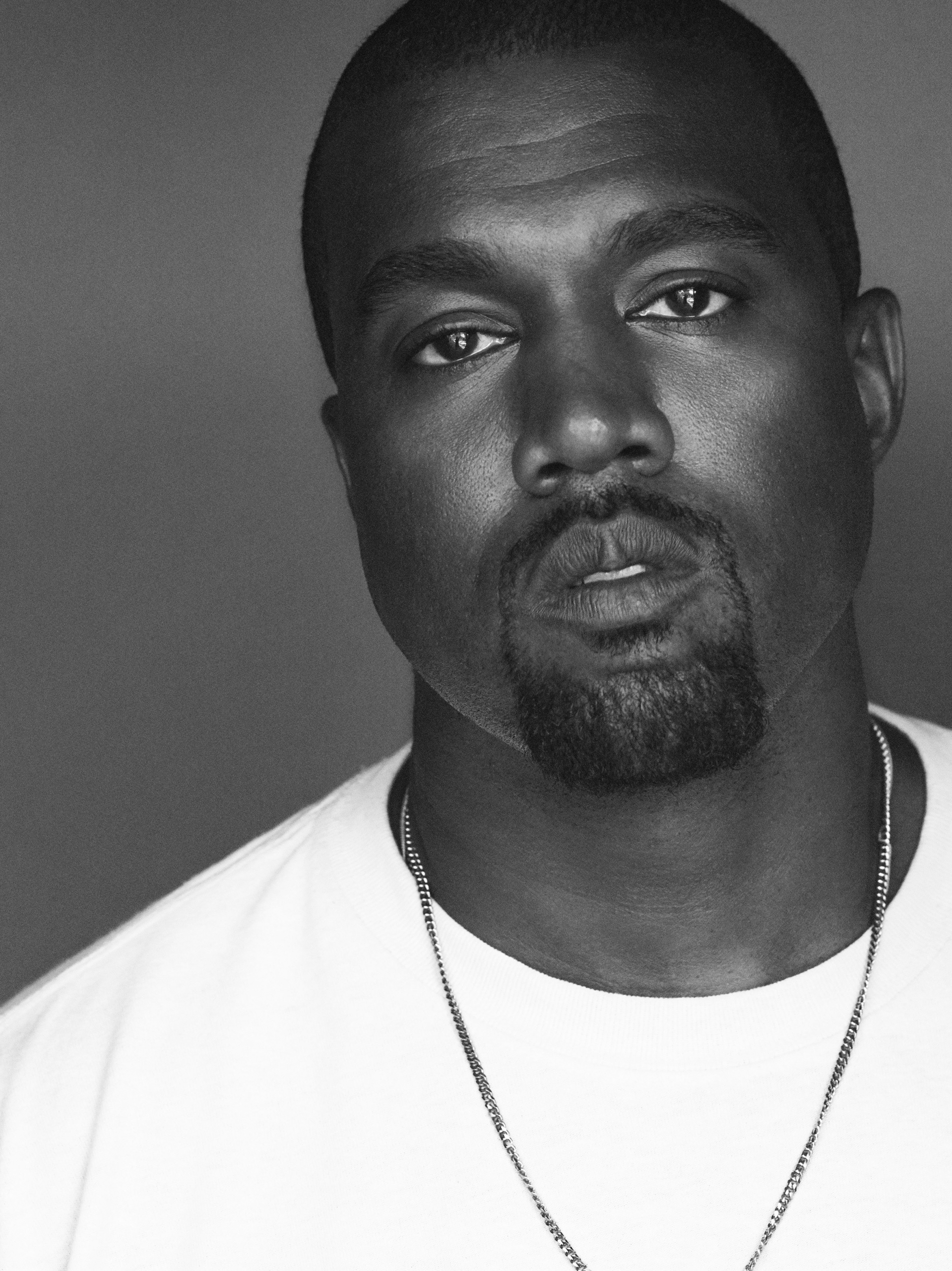 Kanye West chính thức đổi tên thành 'Ye'