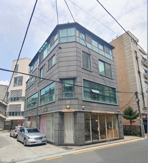 Tòa nhà 5 tầng tại Sinsa-dong, Gangnam-gu, Seoul
