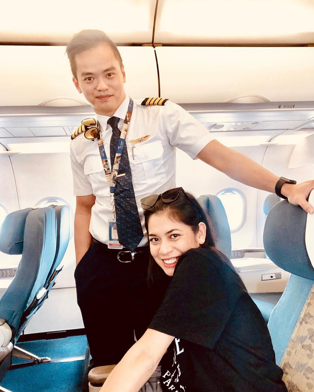 Doanh nhân xinh đẹp Minh Trang và chồng là chàng cơ trưởng máy bay A321 của hãng Vietnam Airlines Hoàng Duy