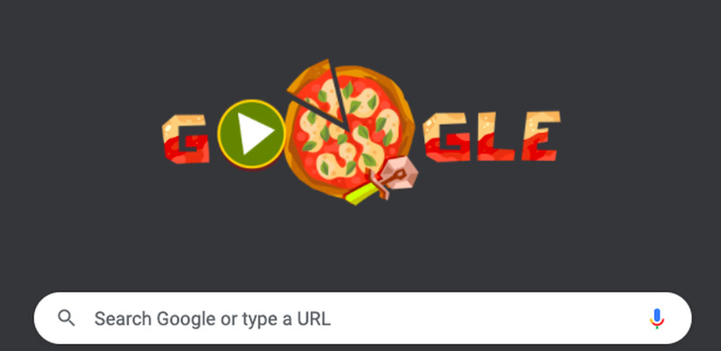 Google tôn vinh món Pizza trên trang chủ dưới dạng game cắt bánh