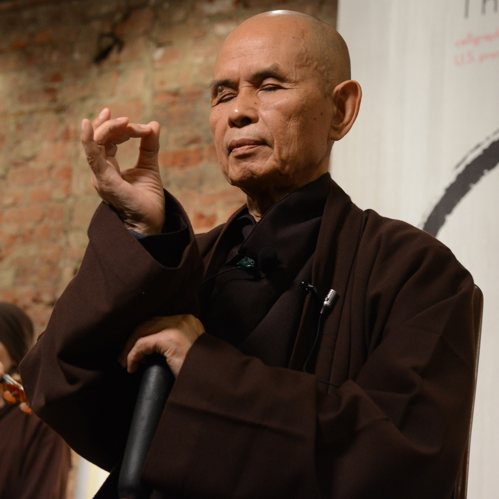 Thiền sư Thích Nhất Hạnh là ai? Nhà sư nổi tiếng của thế giới, khởi xướng 'Phật giáo dấn thân' - Ảnh 8