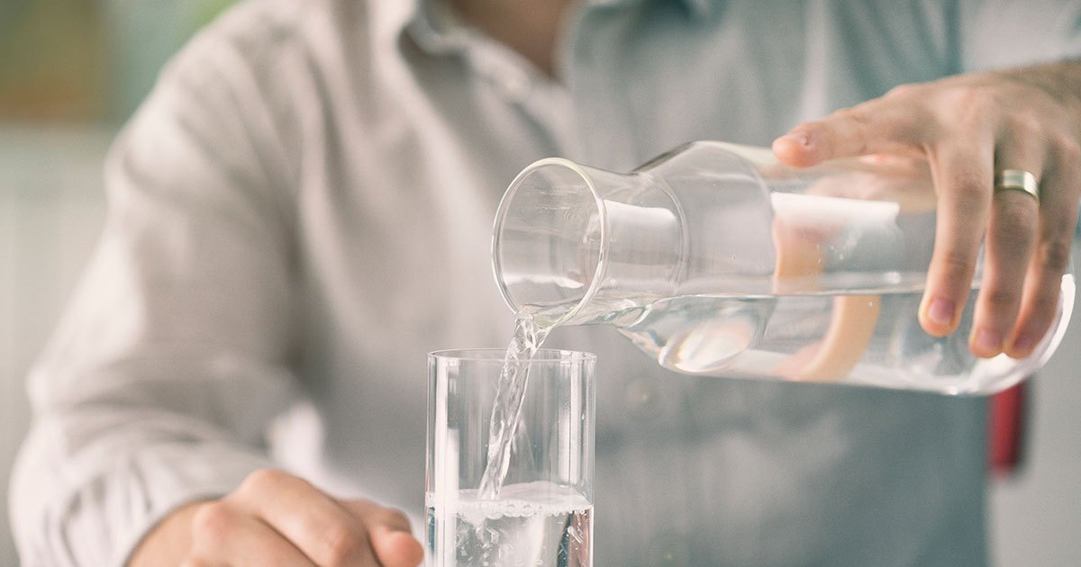 4 loại nước chứng minh uống nhiều nước chưa chắc đã tốt - Ảnh 4