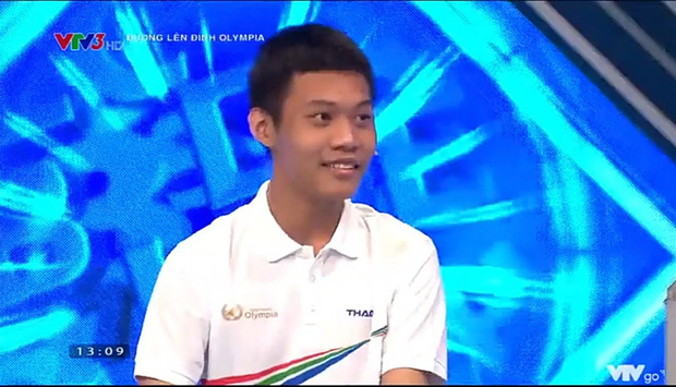 Nam sinh Olympia chuyên Lý đạt 9,8 điểm tổng kết Toán, tính nhẩm nhanh như gió