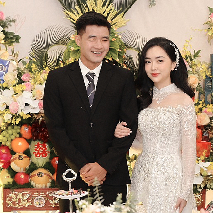 Hà Đức Chinh và bạn gái hotgirl Mai Hà Trang cuối cùng cũng về chung một nhà sau gần 4 năm yêu