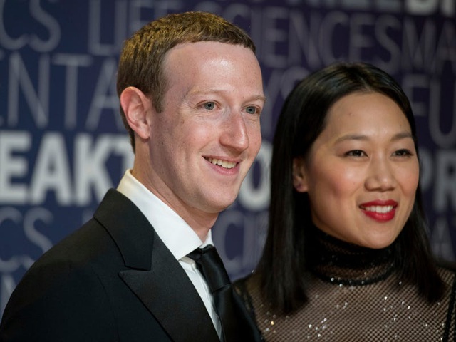 Mark Zuckerberg quen biết bà xã Priscilla Chan ngay từ khi còn theo học tại ngôi trường danh giá Harvard