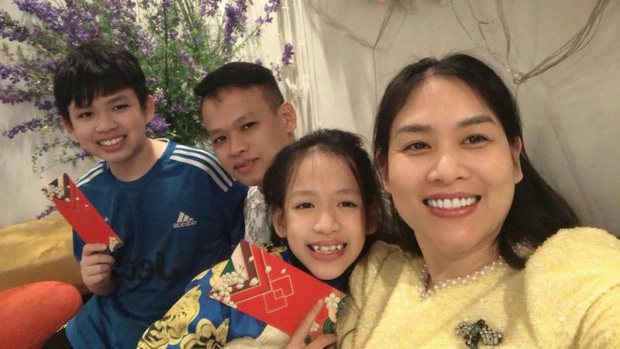 Sau gần 14 năm kết hôn, Hà Hương và chồng đã có 2 con 'đủ nếp đủ tẻ'.