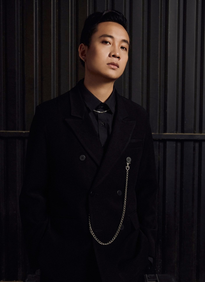 JustaTee càng trở nên hot hơn sau khi anh đảm nhận vị trí giám khảo trong chương trình Rap Việt mùa 1 và mùa 2.