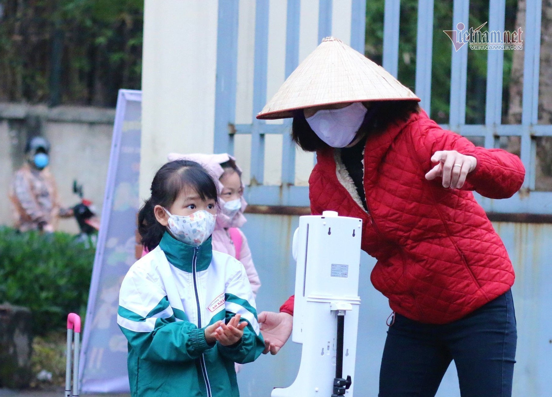 Cần làm gì để trẻ không nhiễm Covid-19 khi đi học lại?