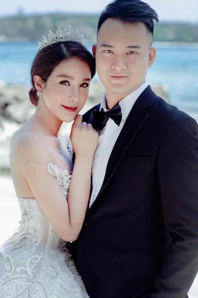 Dip Lam Anne và chồng vẫn chưa đệ đơn ly hôn.