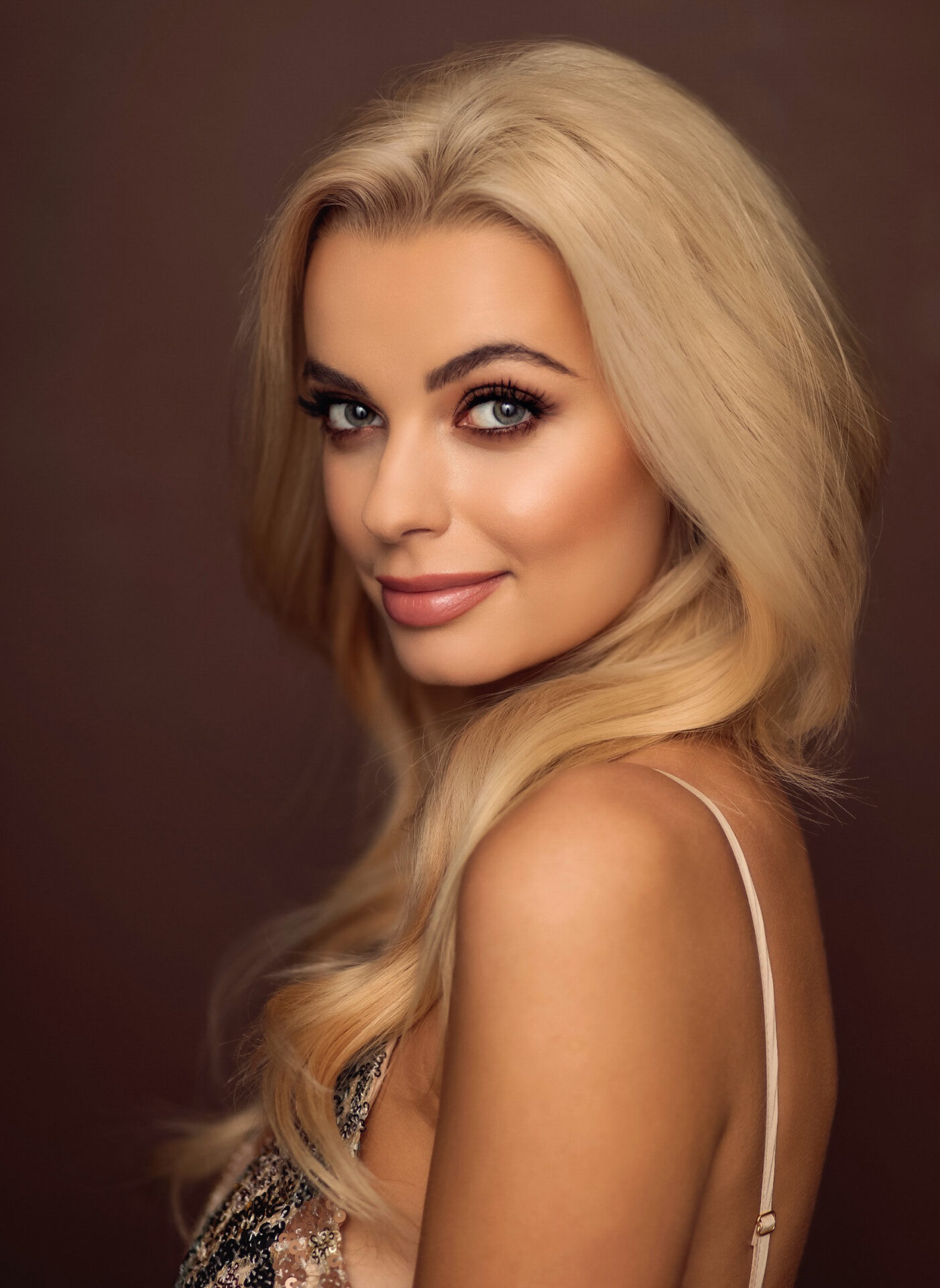 Người đẹp Ba Lan Karolina Bielawska chính thức trở thành Hoa hậu thế giới - Miss World 2021