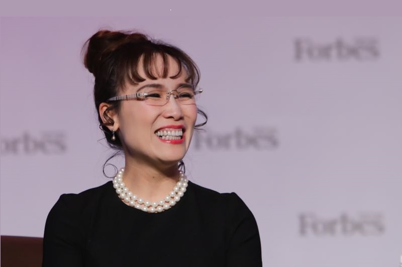 CEO VietJet Air Nguyễn Thị Phương Thảo cùng 4 vị doanh nhân khác được Forbes công bố là tỷ phú đô la