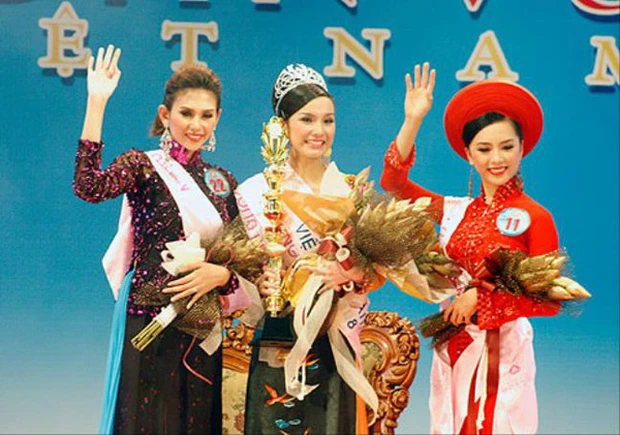 Dương Trương Thiên Lý được nhiều người biết đến kể từ sau danh hiệu Á hậu 2 tại cuộc thi Hoa hậu Hoàn vũ Việt Nam 2008.
