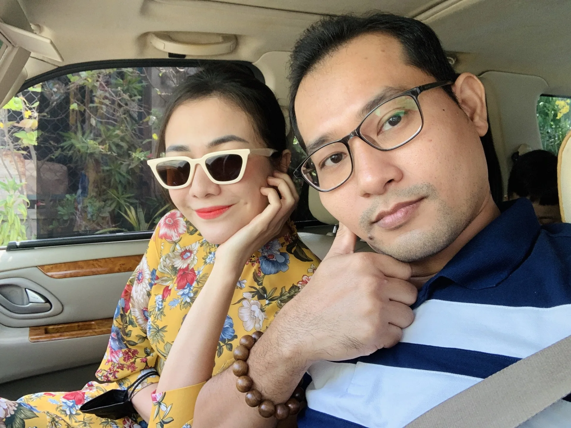 Huỳnh Đông đăng ảnh bên vợ Á hậu và con trai: 
