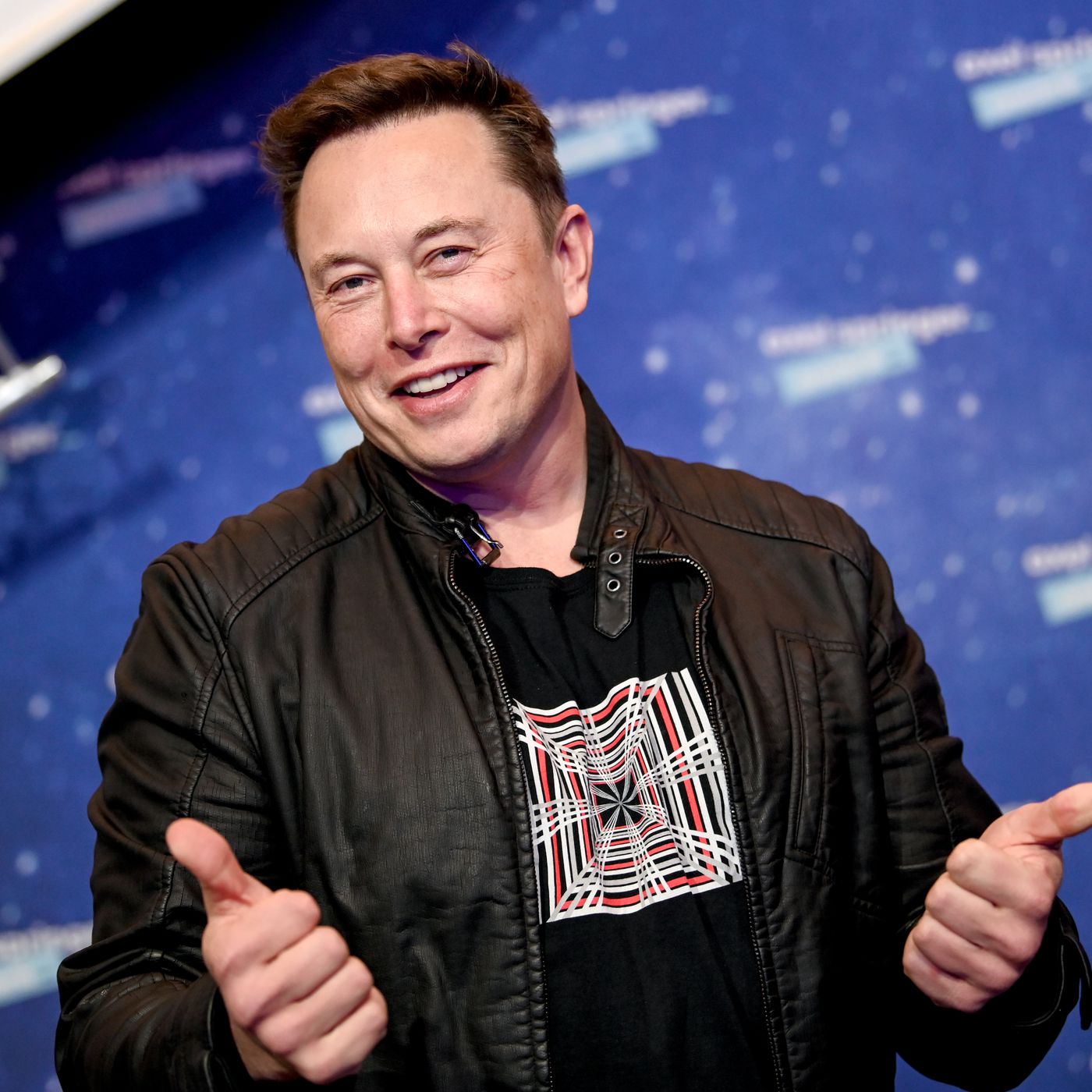 Elon Musk trở thành tỷ phú giàu nhất thế giới