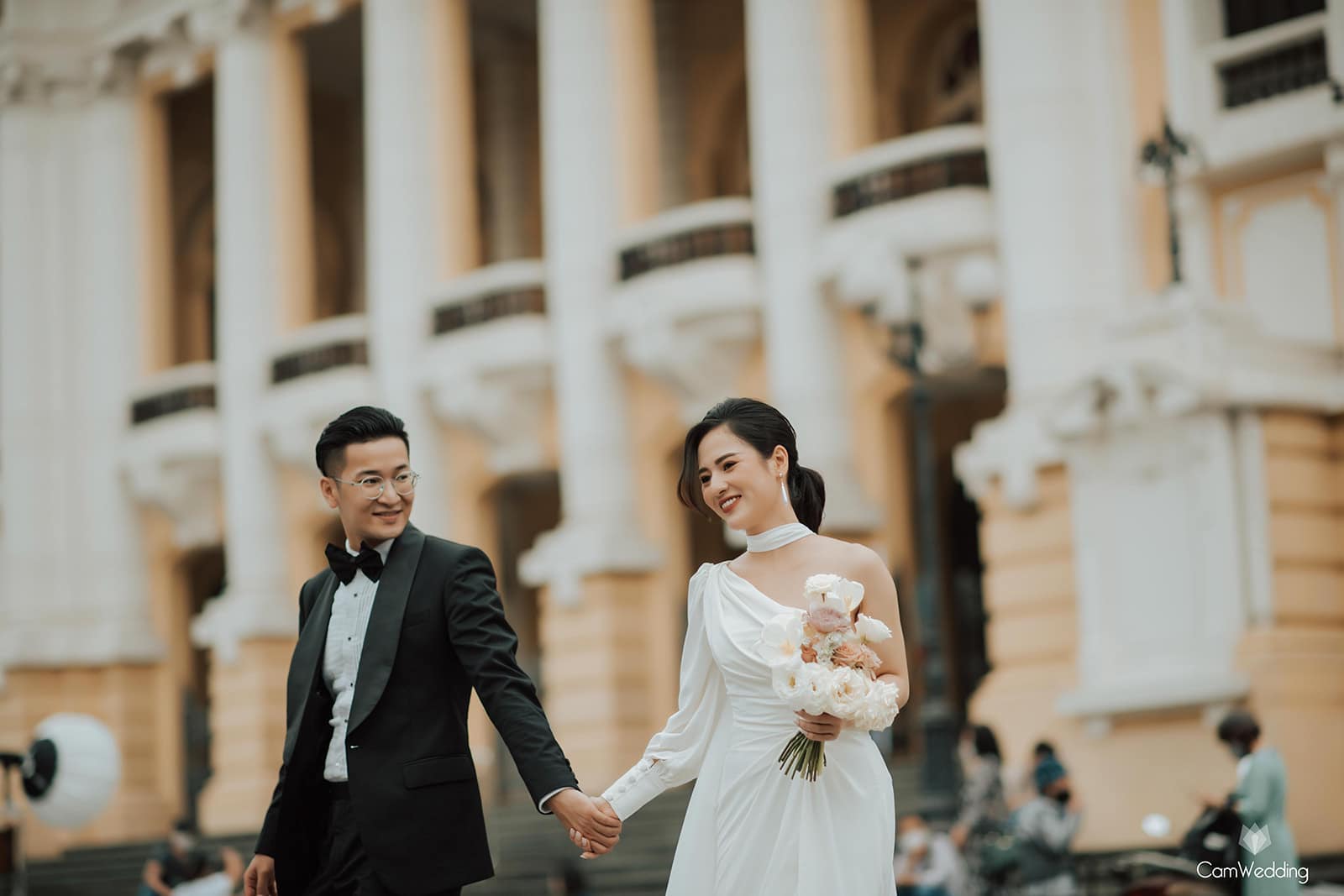 Việt Hoa 'Em gái Phương Oanh' tung bộ ảnh đẹp lung linh với bạn trai khiến netizen cứ ngỡ ảnh cưới - Ảnh 6