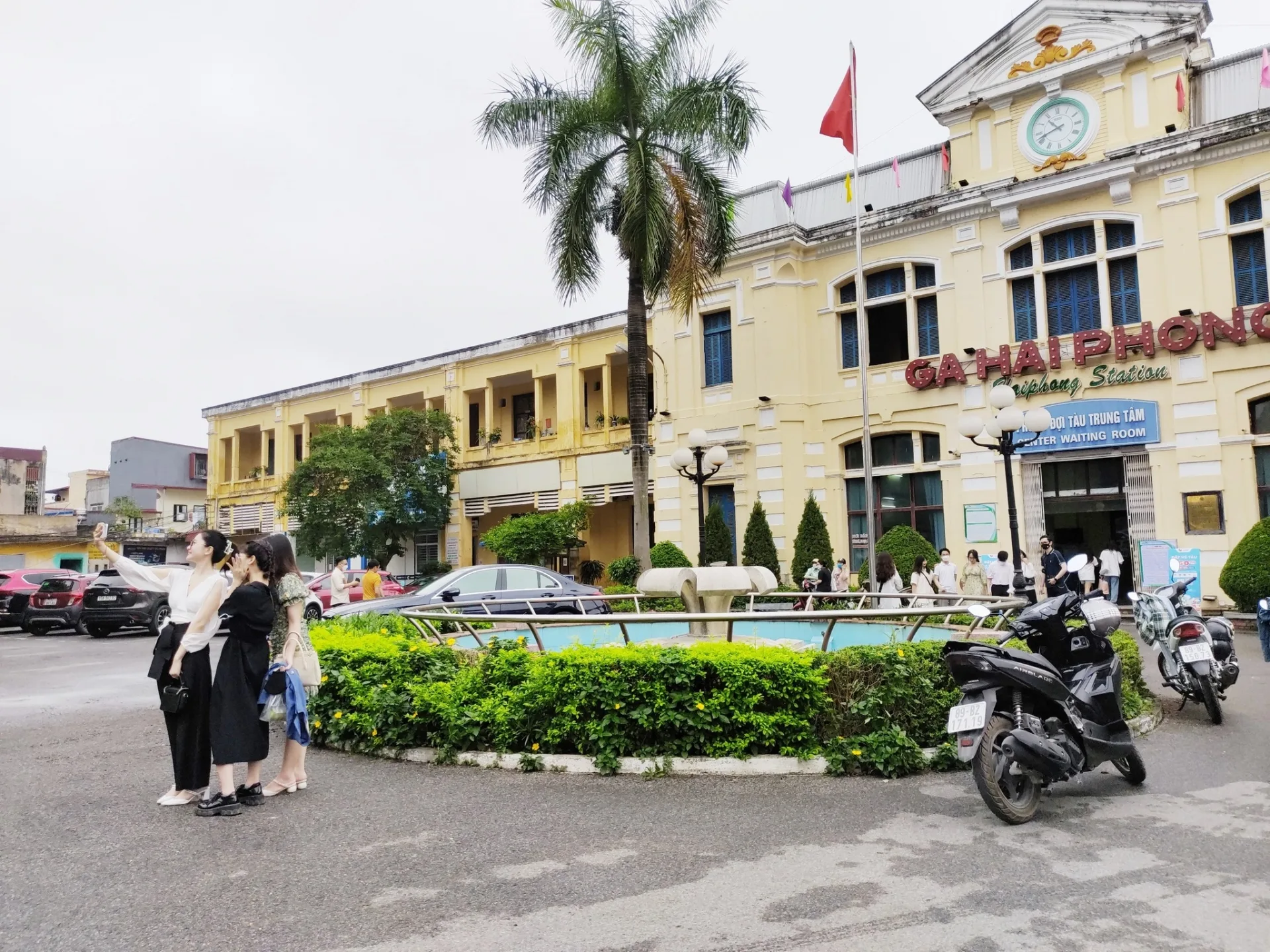 Khám phá tất tần tật món ngon Hải Phòng nhất định phải thưởng thức - Ảnh 3