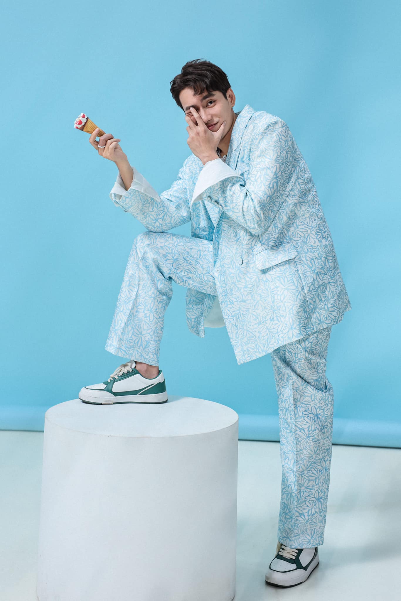 Hậu chia tay Cát Phượng, Kiều Minh Tuấn 