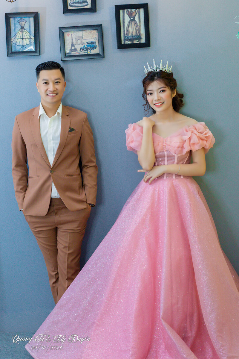 Nuôi bé gái hàng xóm từ năm 4 tuổi, 16 năm sau chú rước luôn cháu về dinh - Ảnh 3