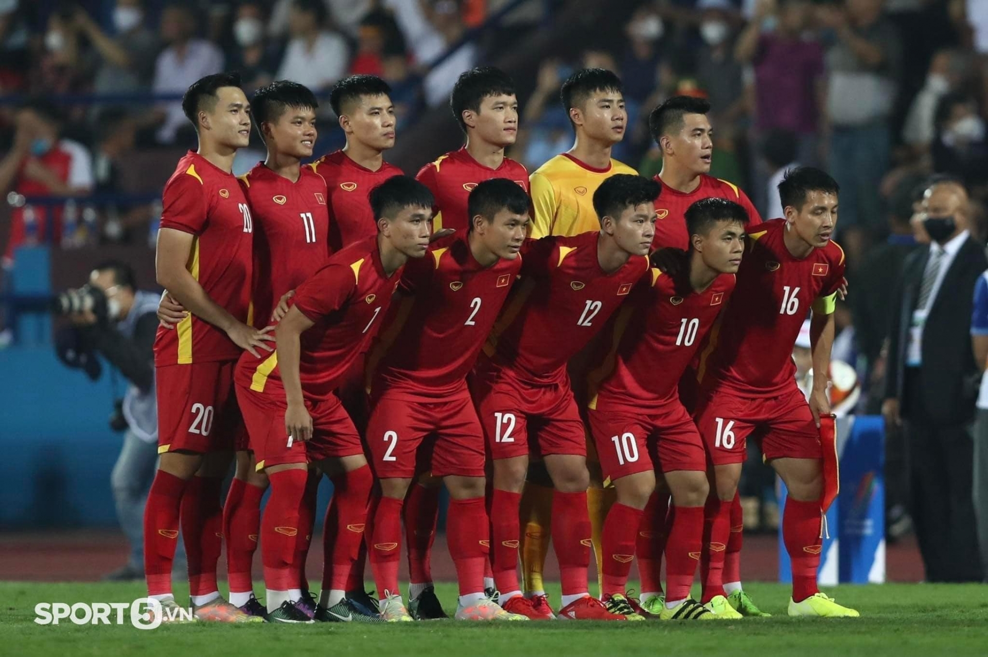 Bùi Hoàng Việt Anh là ai? 