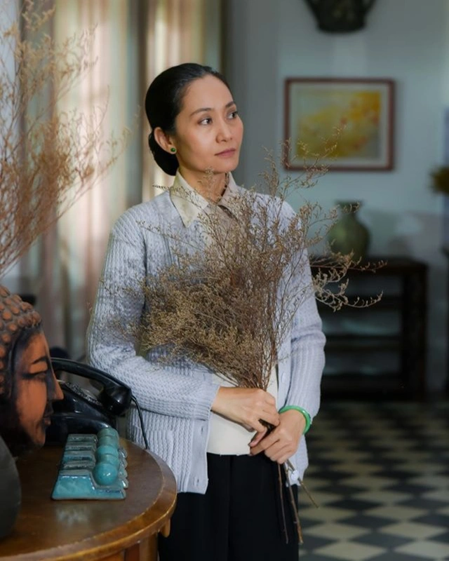 NSƯT Hạnh Thúy: Tài khoản chỉ có hạn mức 50 triệu, đến tiệc nhà đại gia chỉ uống nước suối - Ảnh 1