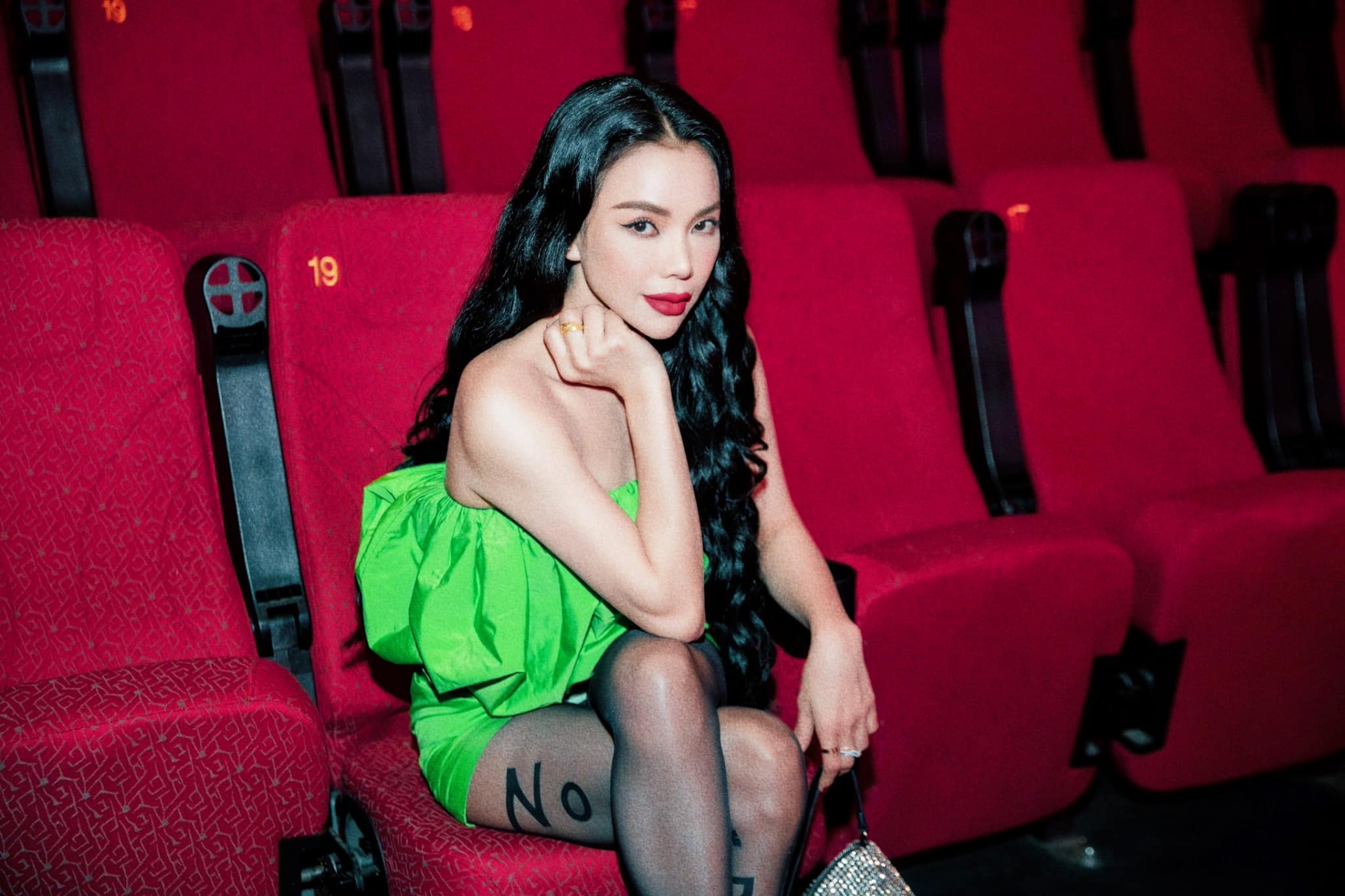 Trà Ngọc Hằng lần đầu trải lòng về hành trình làm mẹ đơn thân, nhắn nhủ đến con gái gần 4 tuổi - Ảnh 4