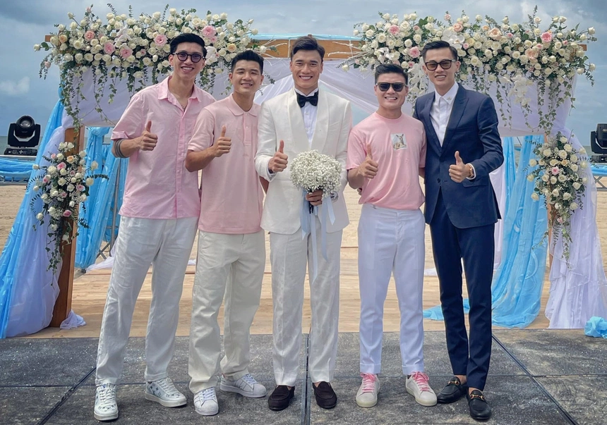 Bùi Tiến Dũng chính thức kết hôn với bạn gái Tây - Ảnh 4