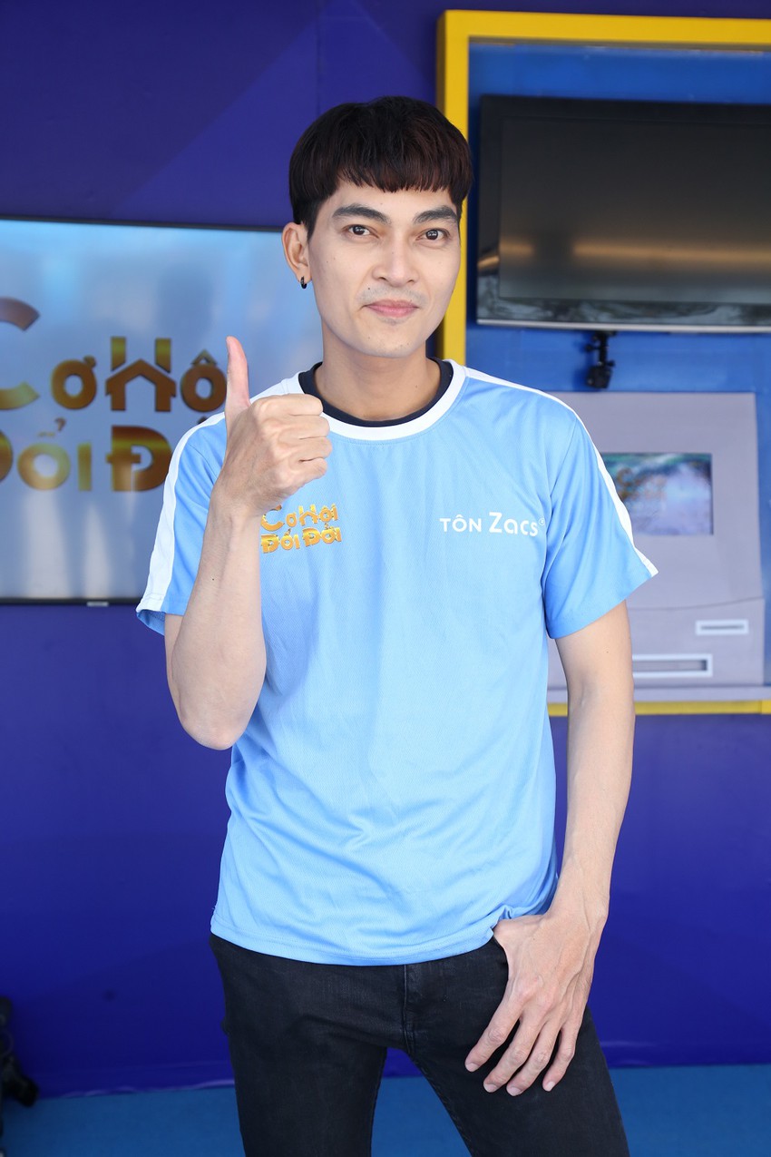 Khương Ngọc tổ chức đám cưới với bạn gái sau nhiều năm có con, cô dâu lần đầu lộ diện - Ảnh 1