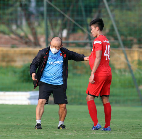 Nhâm Mạnh Dũng là ai? Hot boy cao 1m81 đưa U23 Việt Nam giành HCV bóng đá tại chung kết SEA Games 31 - Ảnh 1