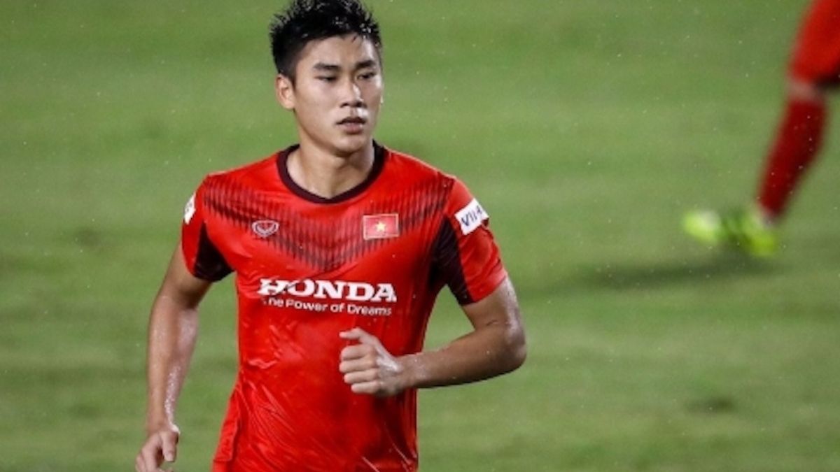 Nhâm Mạnh Dũng là ai? Cầu thủ ghi bàn duy nhất giúp U23 Việt Nam giành HCV bóng đá tại SEA Games 31