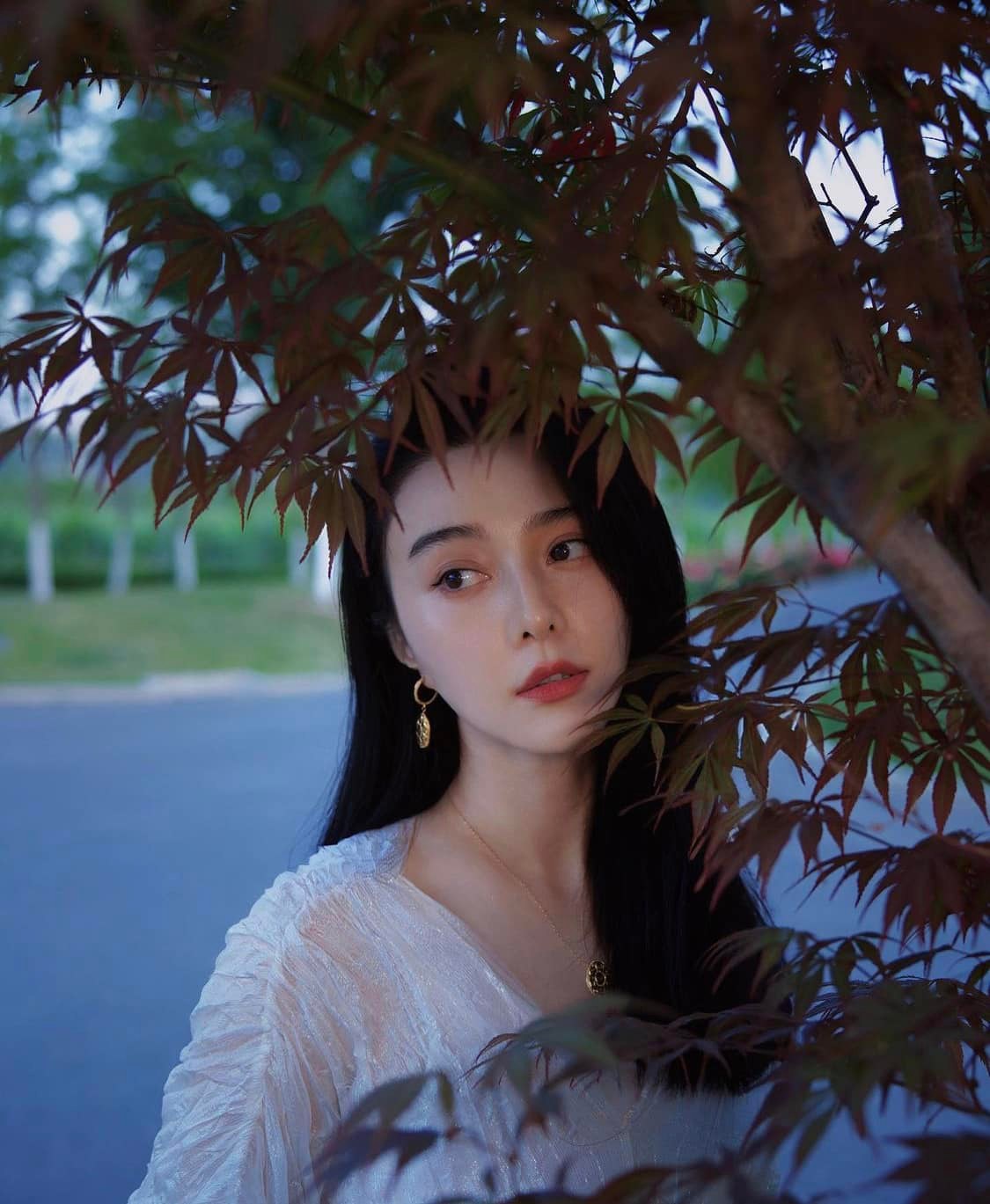 Phạm Băng Băng hiếm hoi khoe vẻ đẹp 