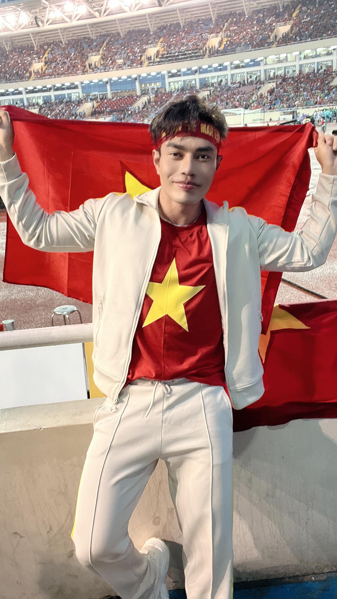 Lê Dương Bảo Lâm dạo này lạ quá: Đẹp trai 6 múi, còn được ví như Lee Min Ho - Ảnh 1